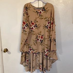 Super Cute Floral Hi-lo Long Sleeve Blouse by Shein Curve in Size 22
